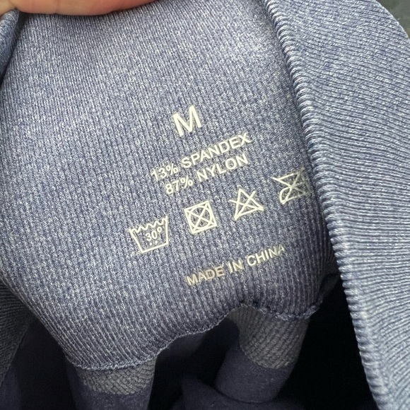 NVGTN Royale Contour Seamless Leggings - Picture 5 of 5